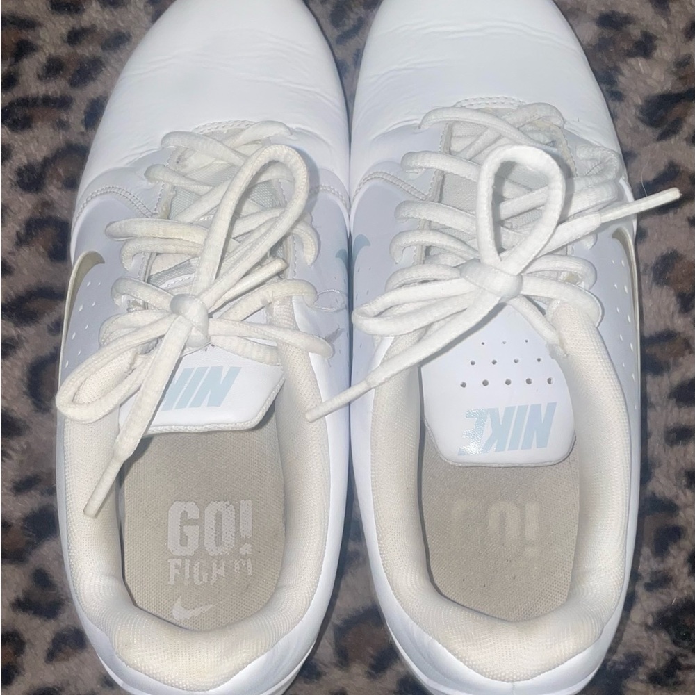 Cheer shoes like new size 7.5